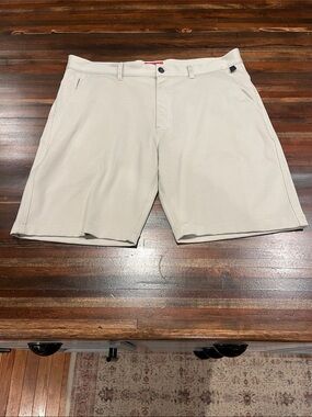Men's Halsey Casual Performance golf Shorts in Light Beige size 36